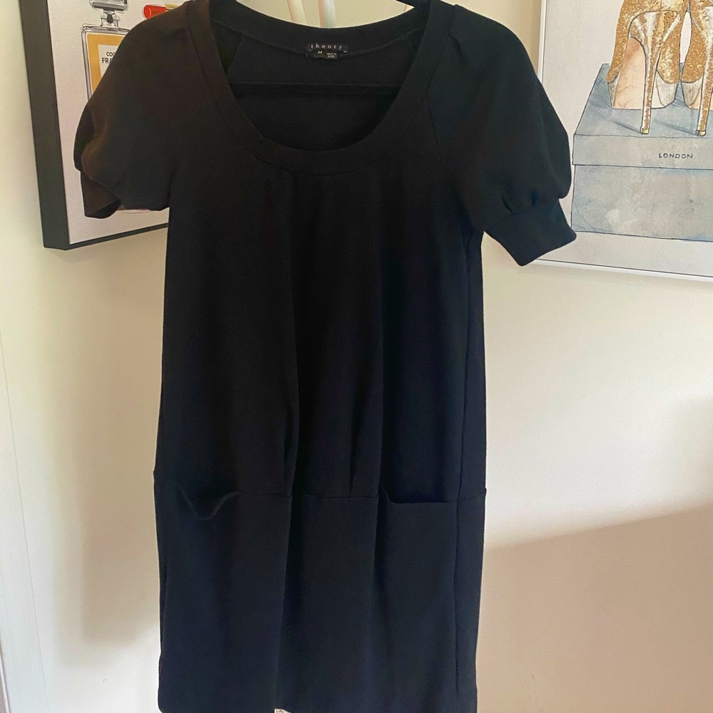 Black short theory dress with pockets